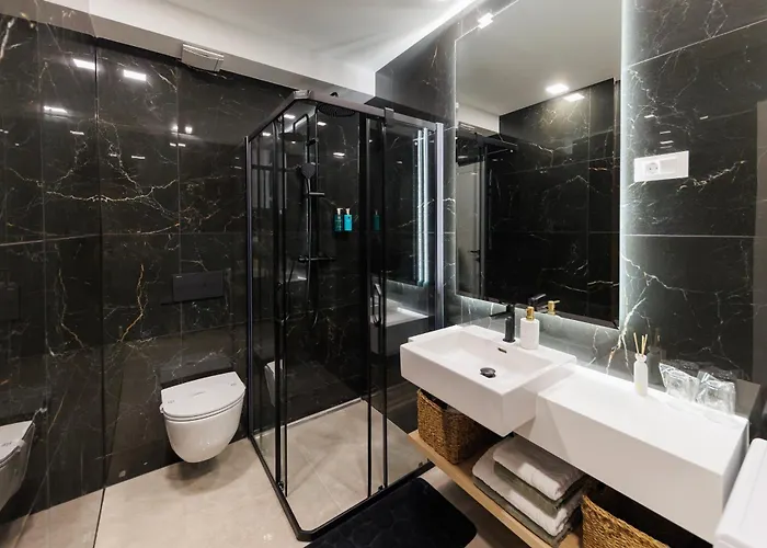 Latitude 44 * Zadar
