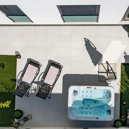 Apartamento Latitude 44 *