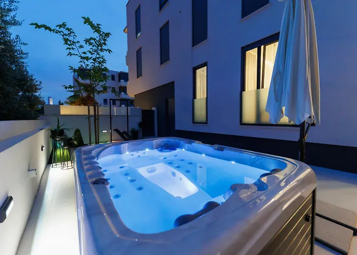 Latitude 44 Апартаменты Задар