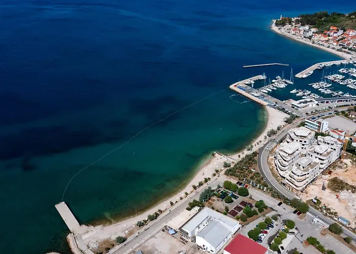 Latitude 44 Apartman